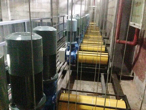 一次排绳卷筒吊杆机